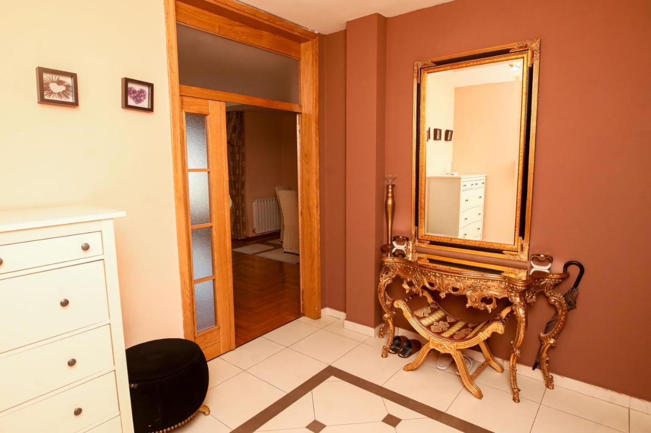 Ugodan I Luksuzan Apartman Banja Luka Exterior foto